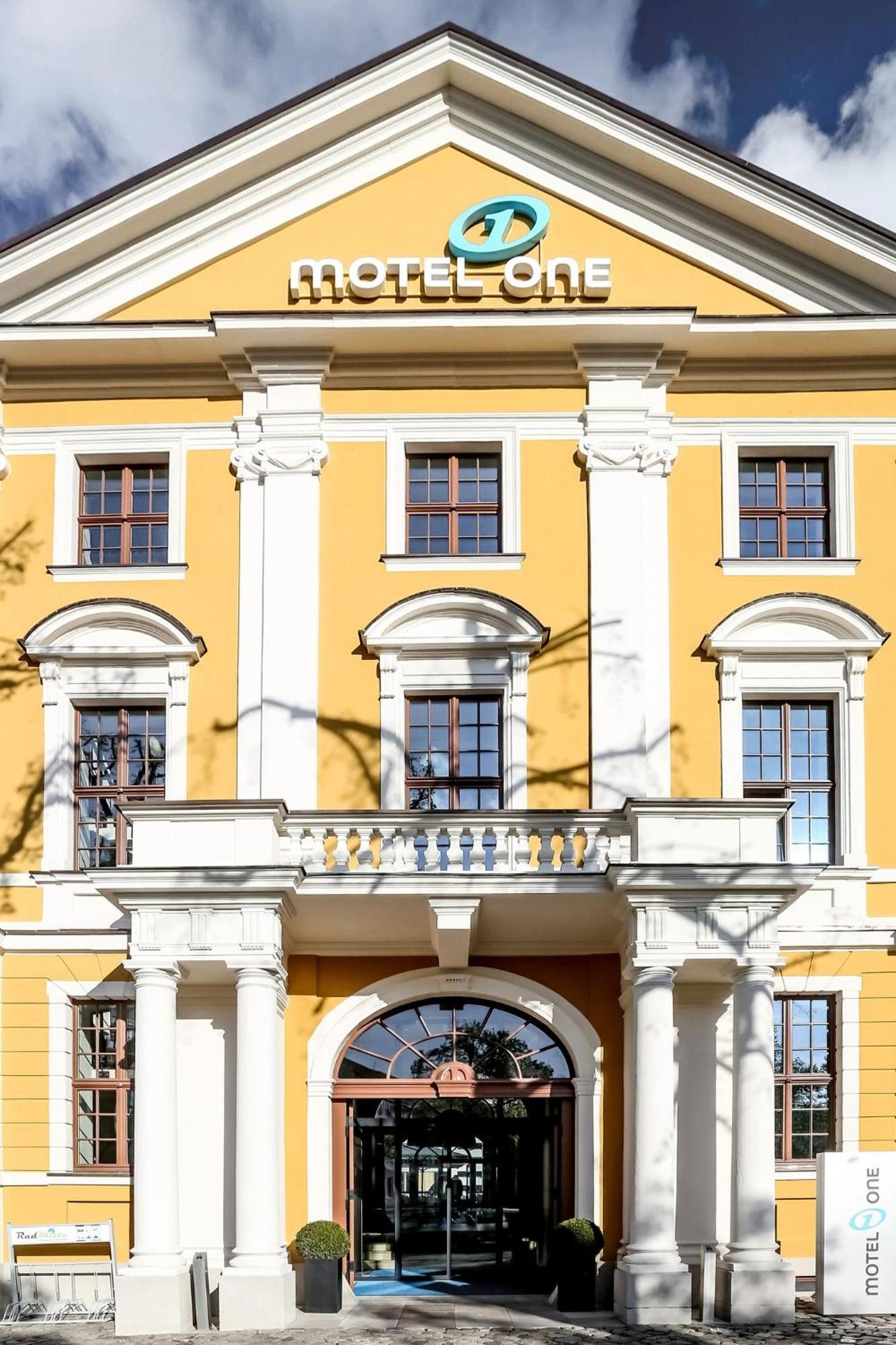 Motel One מגדבורג מראה חיצוני תמונה